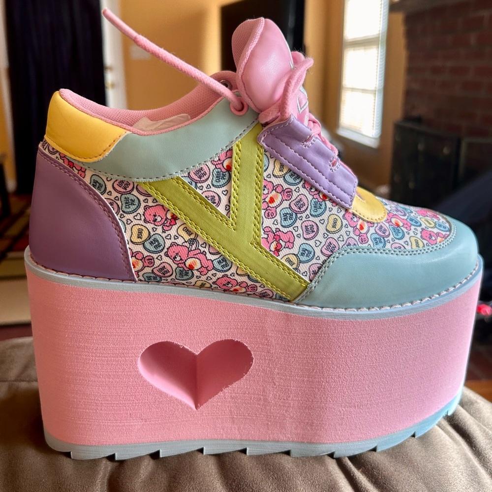 YRU Carebear women’s shoes